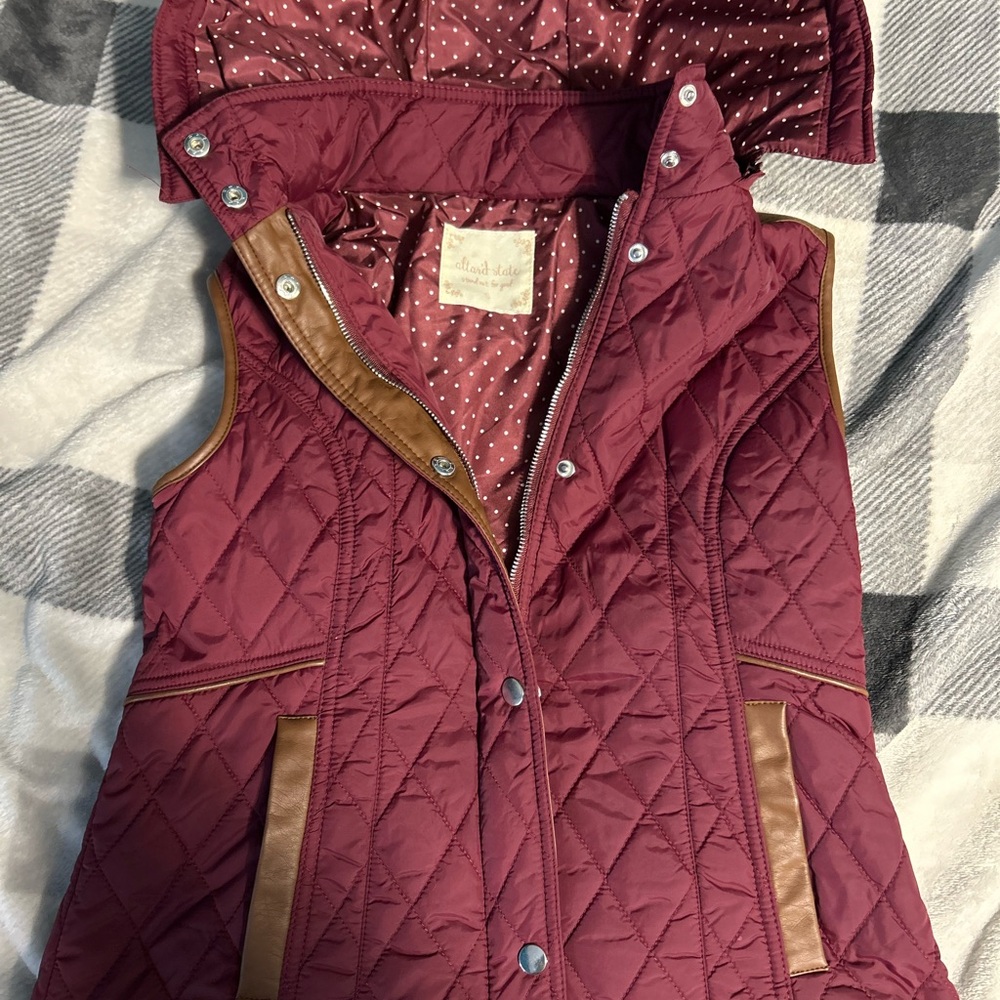 Quilted Altard State Burgundy Vest with Brown Leather Accents